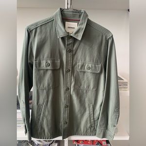 Good threads green cotton utility shirt jacket size small men’s